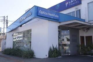 A Óptica NeoVisão fica na avenida Euclides da Cunha, 1.133 no bairro Jardim dos Estados. (Foto: Marina Pacheco)