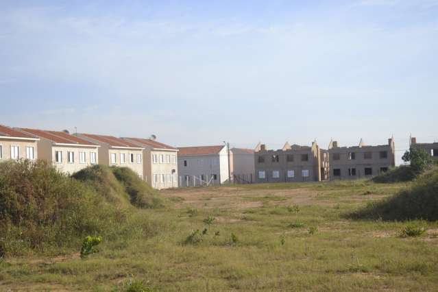 Construtora finaliza 148 apartamentos abandonados pela Homex