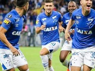 Quem marcou o primeiro gol foi Thiago Neves, depois que pegou passe de Sassá e marcou ainda aos 2 minutos de partida. (Foto: UOL Eportes) 