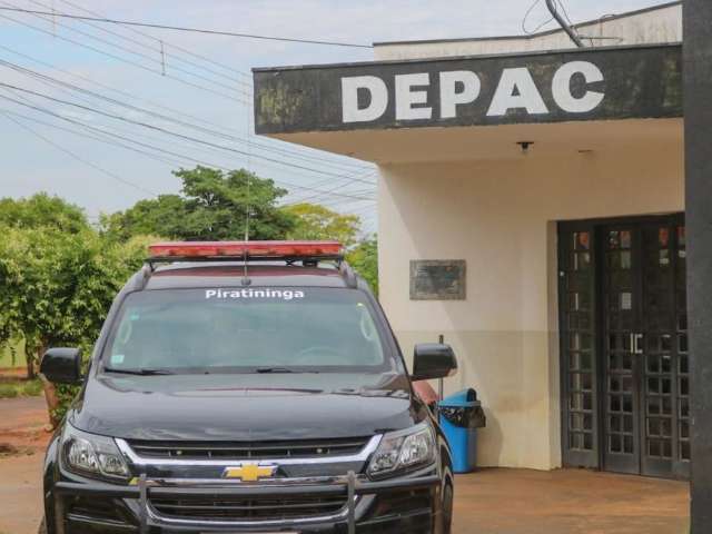 Motorista foge de local do acidente antes da pol&iacute;cia descobrir furto de carro