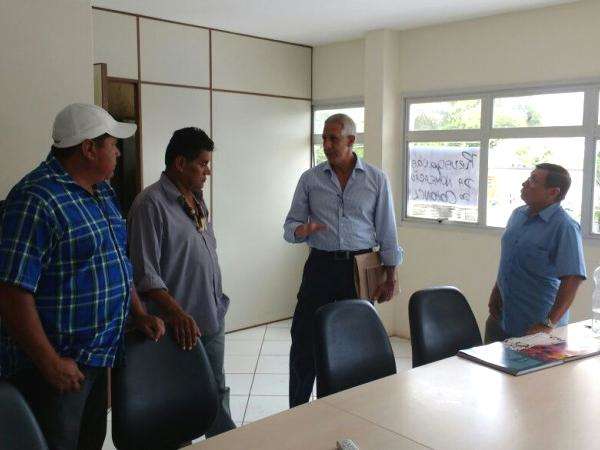 &Iacute;ndios afirmam que v&atilde;o a Bras&iacute;lia a procura de resposta sobre exonera&ccedil;&atilde;o 