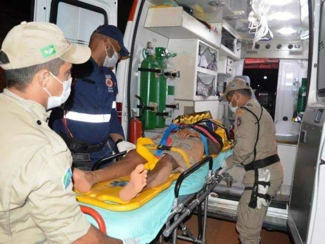 Com pedradas e chutes adolescente agride ex-namorada pela segunda vez