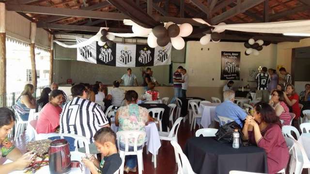 Oper&aacute;rio apresenta novos jogadores &agrave; torcida em tarde de festa no Clube Yp&ecirc;
