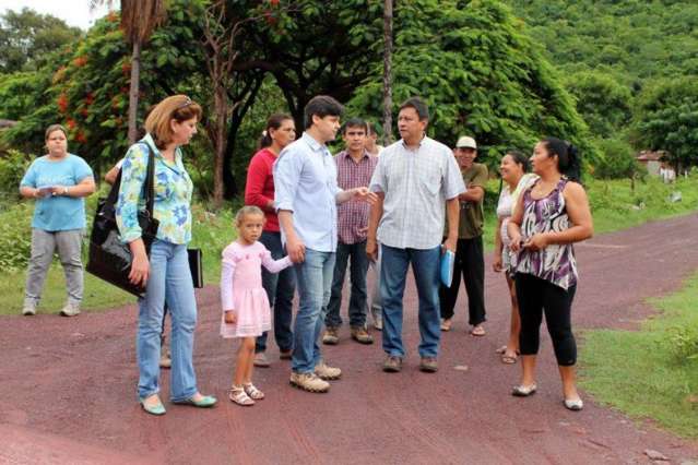 Paulo Duarte anuncia programa para atender 6 mil fam&iacute;lias carentes