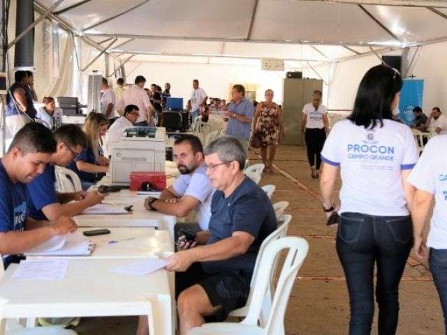 Mutir&atilde;o ter&aacute; cursos e parcelamento de d&iacute;vidas em at&eacute; 36 vezes