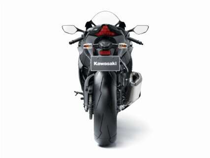 Kawasaki ZX-10RR começa a ser vendida no Brasil