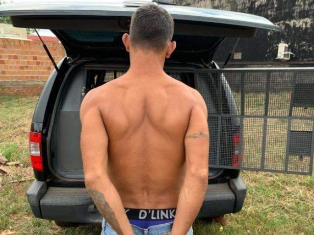 Suspeito de vender crack tenta subornar policiais com R$ 5 mil e acaba preso
