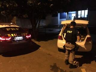 PRF apreende 318 quilos de maconha na BR-163 em ve&iacute;culo com placas de MG