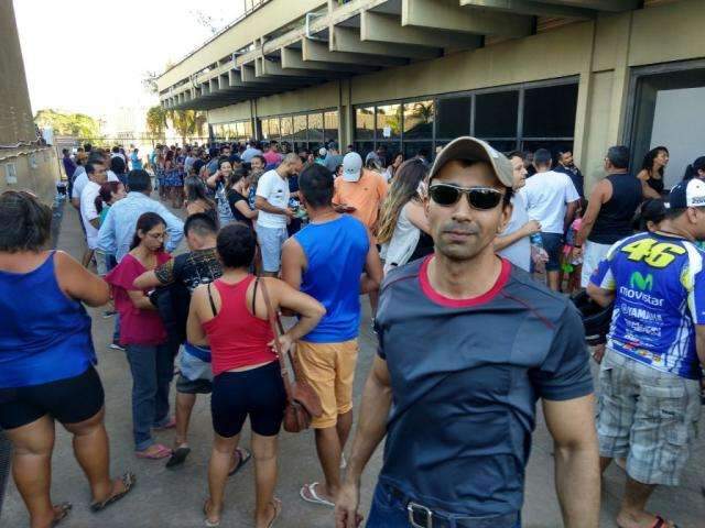 Para n&atilde;o ter t&iacute;tulo cancelado, Franklin correu e conseguiu &uacute;ltimo lugar na fila