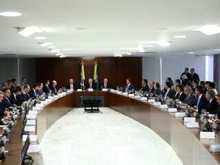 Presidente interino Michel Temer reúne-se com governadores no Palácio do Planalto (Foto: Wilson Dias/Agência Brasil)
