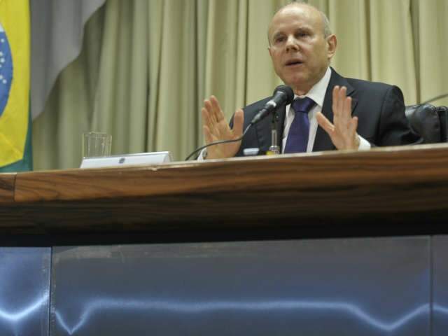  Governo reduz tributa&ccedil;&atilde;o de v&aacute;rios setores para incentivar consumo