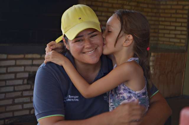 Para a surpresa da fam&iacute;lia, de presente de Natal, Rejane s&oacute; queria ver um cavalo