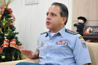 A missão do coronel Carlos Alberto David dos Santos é trabalhar para diminuir os índices de criminalidade (Foto: Luciano Muta)