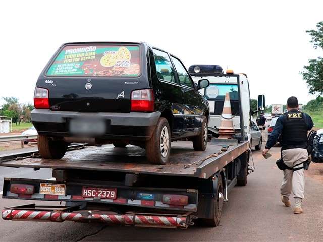 Opera&ccedil;&atilde;o da PRF inicia recolhendo ve&iacute;culos irregulares j&aacute; na primeira hora