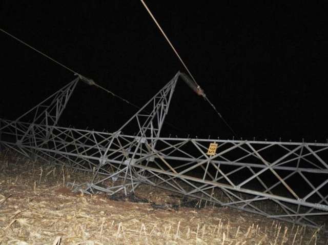 Grupo rebelde derruba torres e deixa Pedro Juan sem energia por 12 horas