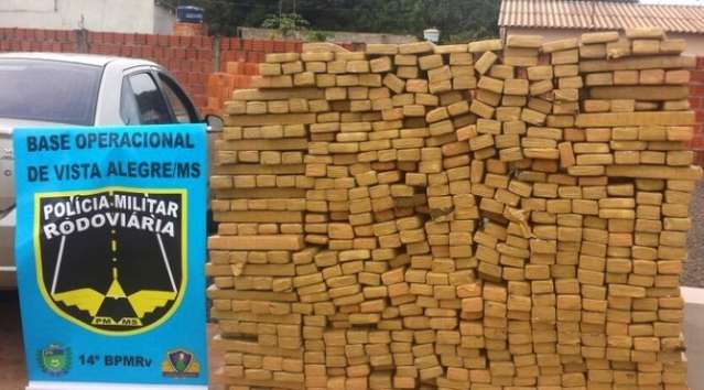 PRE apreende quase 1 tonelada de maconha em MS que iria para Bras&iacute;lia