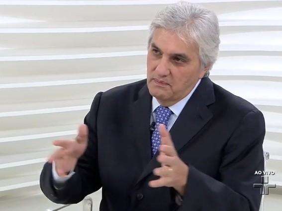 Emocionado, ex-senador fala sobre desabafo da filha e se diz culpado