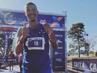 Atleta do Cruzeiro venceu a prova masculina na Capital (Foto: Caixa/Divulgação)