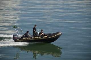 lém da prisão e apreensão, três barcos e cerca de 100 quilos de pescado foram apreendidos. (Foto: divulgação)