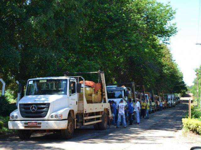 Ca&ccedil;ambeiros cancelam protesto e aguardam reuni&atilde;o com prefeito