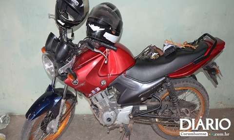 Dupla de assaltantes que usava moto em roubos foi presa em Corumbá