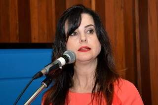 Mara Caseiro diz que tem vídeos e imagens de pessoas que incitaram ofensas contra ela (Foto: Assessoria/ALMS)