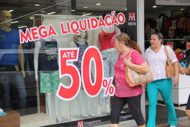 Clientes elogiam com&eacute;rcio dos bairros, mas reclamam dos pre&ccedil;os