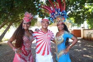 A escola de samba Igrejinha este ano homenageia Edson Contar. (Foto: Fernando Antunes)