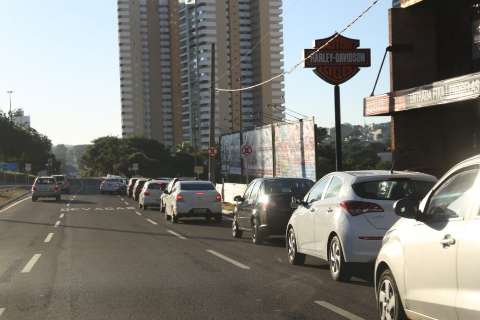 Congestionamento marca acesso de 11 mil a local de concurso na Ceará