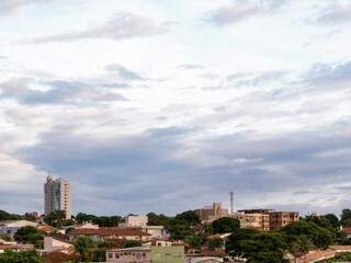 Instituto alerta para chuva forte at&eacute; o fim da noite em 11 munic&iacute;pios de MS