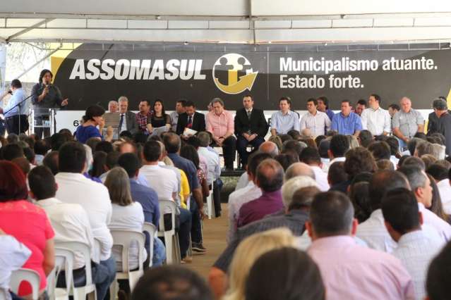 Impacto da crise &eacute; menor nas cidades que anteciparam ajuste fiscal
