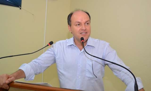 Presidente do PMDB &eacute; taxativo e diz que Andr&eacute; n&atilde;o ser&aacute; candidato