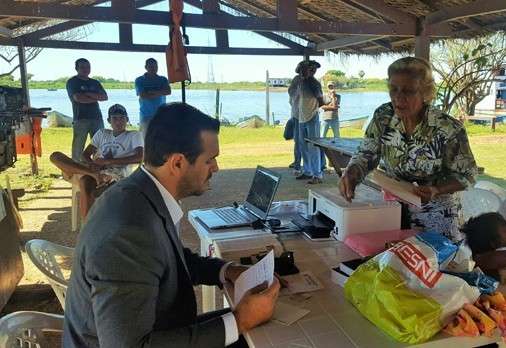 Expedi&ccedil;&atilde;o ao Pantanal ajuda ribeirinhos a emitir documento de identidade