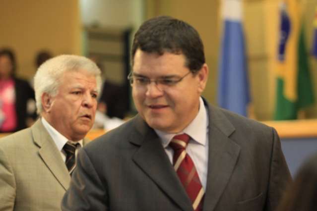 Primeira pol&ecirc;mica da Comiss&atilde;o Processante &eacute; sobre o rito de sua cria&ccedil;&atilde;o