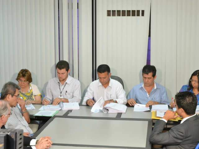  Cons&oacute;rcio local disputa com empresa de Curitiba licita&ccedil;&atilde;o do transporte