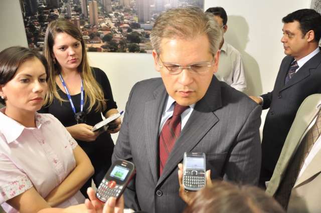 &Agrave; imprensa, ex-diretor do HU nega laudo forjado 