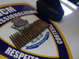 As munições são de armamentos usados em guerra. (Foto: Divulgação Guarda Municipal) 