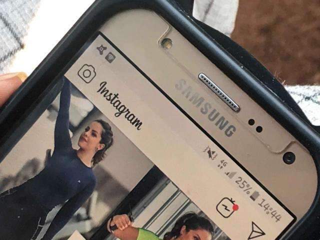 Quase incomunic&aacute;veis por falta de sinal, moradores ficam &ldquo;isolados&rdquo;