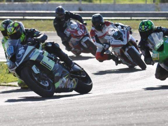 Estadual de Motovelocidade ter&aacute; treinos e corrida da 7&ordf; etapa neste s&aacute;bado