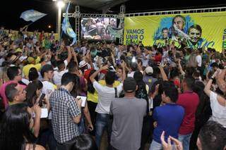 Festa da vitória de Reinaldo ocorreu no comitê central (Foto: Kisie Ainoã)