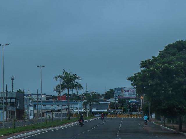 Mau tempo faz Aeroporto Internacional operar por instrumentos nesta manh&atilde; 
