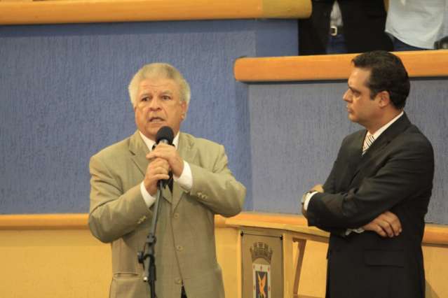 Edil n&atilde;o cogita afastamento de Bernal antes do in&iacute;cio dos trabalhos