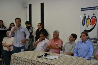 Delei participou de apresentação de novos secretários, mas negou fazer parte da base (Foto: Pedro Peralta)