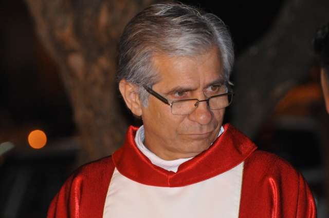 Santo dos aflitos atrai tr&ecirc;s mil fieis em prociss&atilde;o na Capital