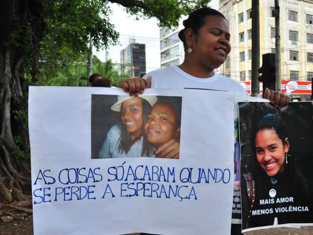  Seis meses ap&oacute;s morte, pai de Brun&atilde;o cumpre promessa e abre funda&ccedil;&atilde;o