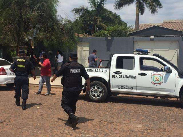 Dois executados na fronteira eram policial e primo de traficante brasileiro
