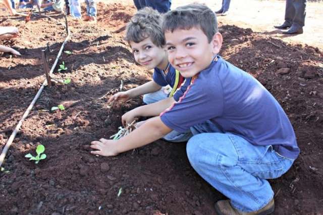 Escola Agr&iacute;cola aborda realidade do campo e oferece educa&ccedil;&atilde;o interdisciplinar