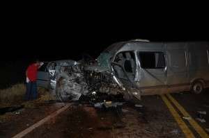 Motorista de van envolvida em acidente morre ap&oacute;s saber da morte de parentes