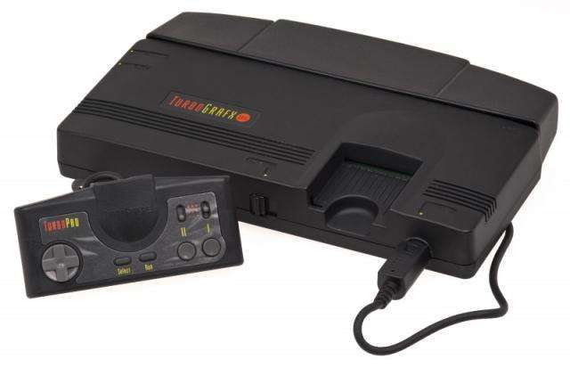 Em 1987 surge o PC Engine / Turbografx-16, 1&ordm; videogame a usar CD no mundo