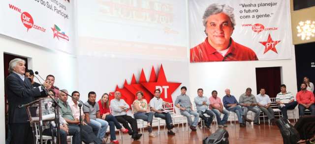 PT e aliados lan&ccedil;am as bases para o programa de governo de Delc&iacute;dio